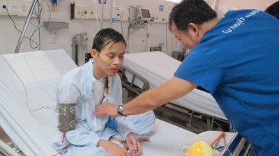 Lần đầu tiên thay van tim tại mỏm tim